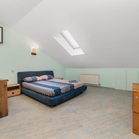 Classical Deribasivska 3-Bedrooms Apartment オデッサ エクステリア 写真